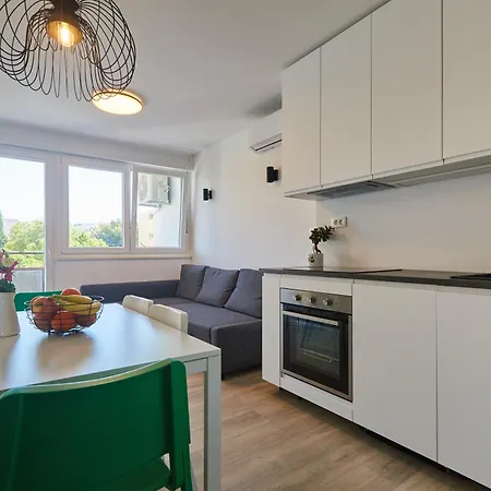 Chill Apartment Split